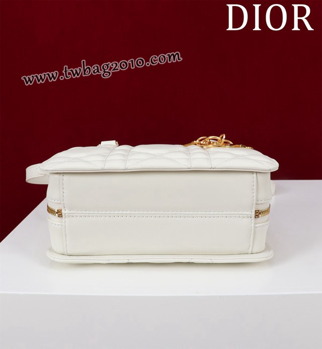 Dior专柜2024新款迪奥高仿原单迷你小方包蒙田30系列迷你医生包 djfk1482